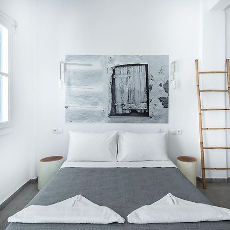 White And Grey Chora Apartment Mykonos Town Exterior photo