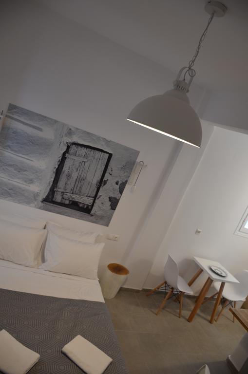 White And Grey Chora Apartment Mykonos Town Exterior photo