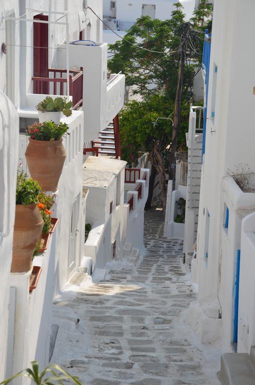 White And Grey Chora Apartment Mykonos Town Exterior photo