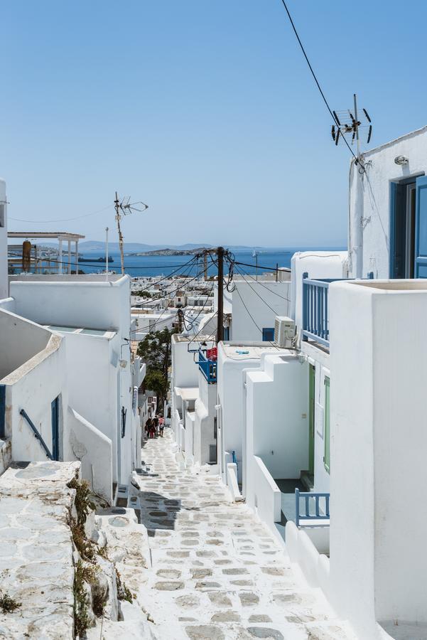White And Grey Chora Apartment Mykonos Town Exterior photo