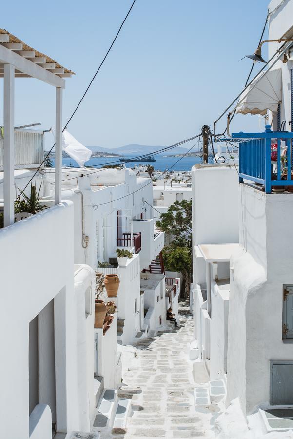 White And Grey Chora Apartment Mykonos Town Exterior photo